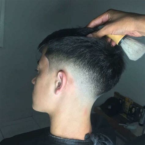 corte de low fade masculino.